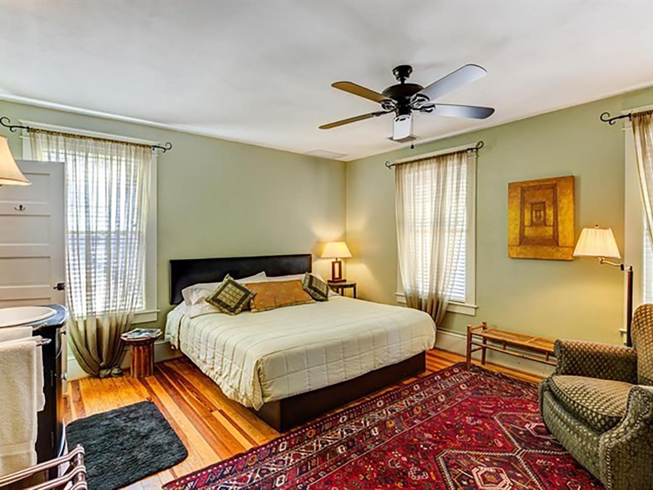 Adora Inn Mount Dora Esterno foto